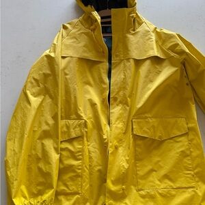 Acadia Yellow Rain Jacket – Waterproof Hooded Coat – Men’s M